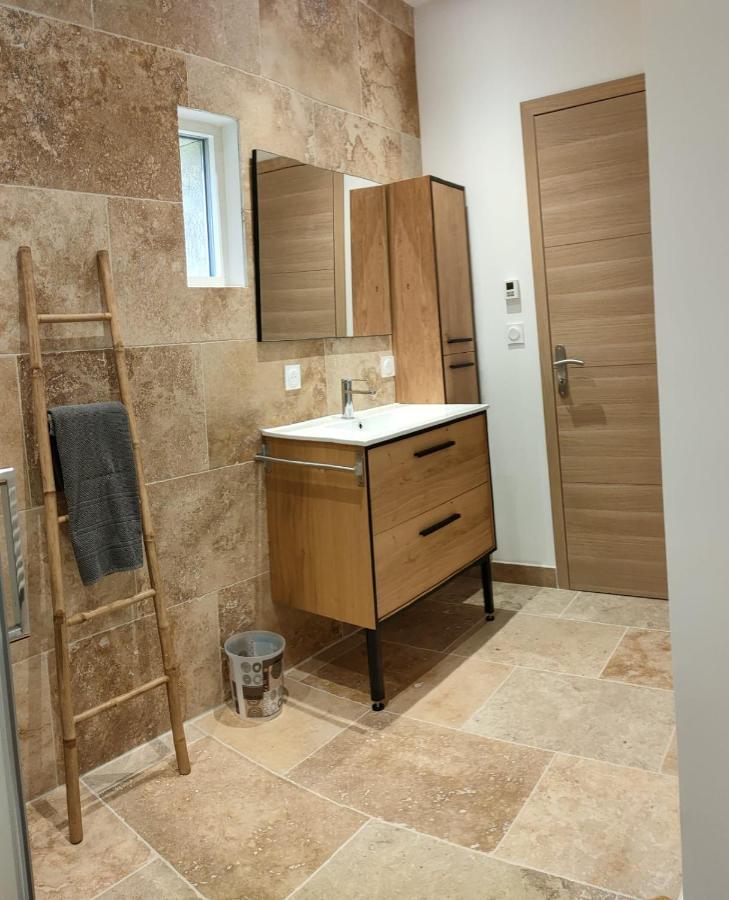 Appartement Dans Mas Provencal Arles Dış mekan fotoğraf